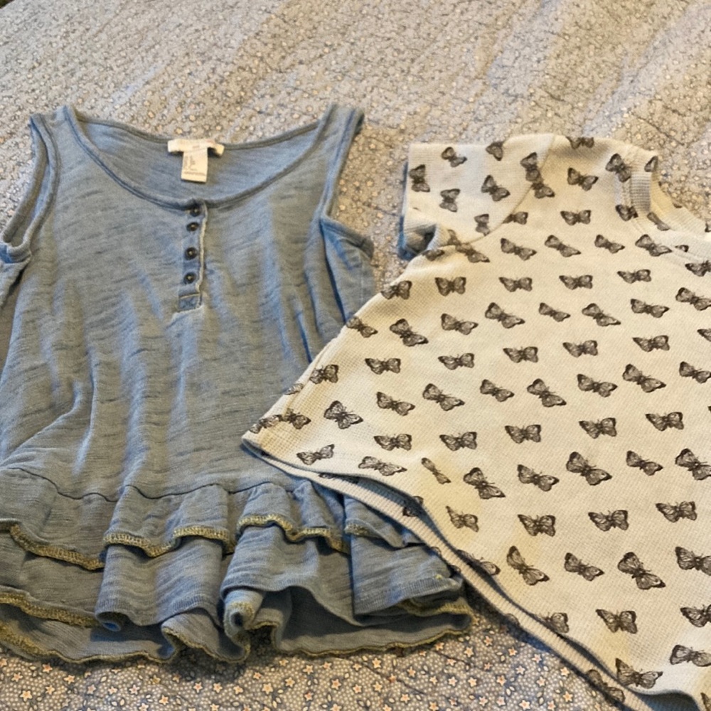 2 Spring/Summer shirts bundle